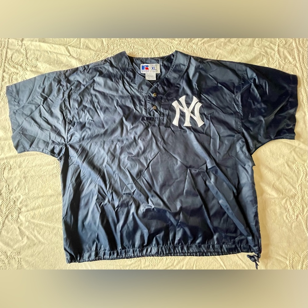 Vintage 90s New York Yankees Russell Athletic Windbreaker Size XL